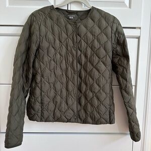 Uniqlo puffer jacket